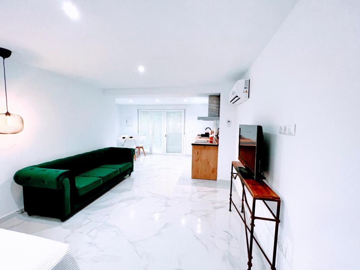 Apartamento Garden Boutique El Faro Exterior foto